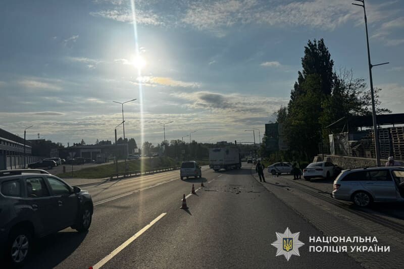 У Тернополі внаслідок ДТП травмувалися четверо осіб