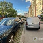 У Тернополі у дворі будинку внаслідок ДТП травмувалася 8-річна дівчинка