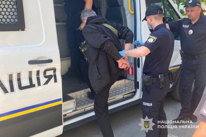 Вбивство у Чорткові: від ножового поранення загинув 47-річний чоловік