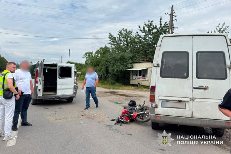 У Бучачі 17-річний мотоцикліст потрапив у ДТП