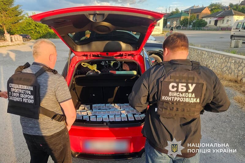 На Тернопільщині заступника начальника районного ТЦК затримали на хабарі