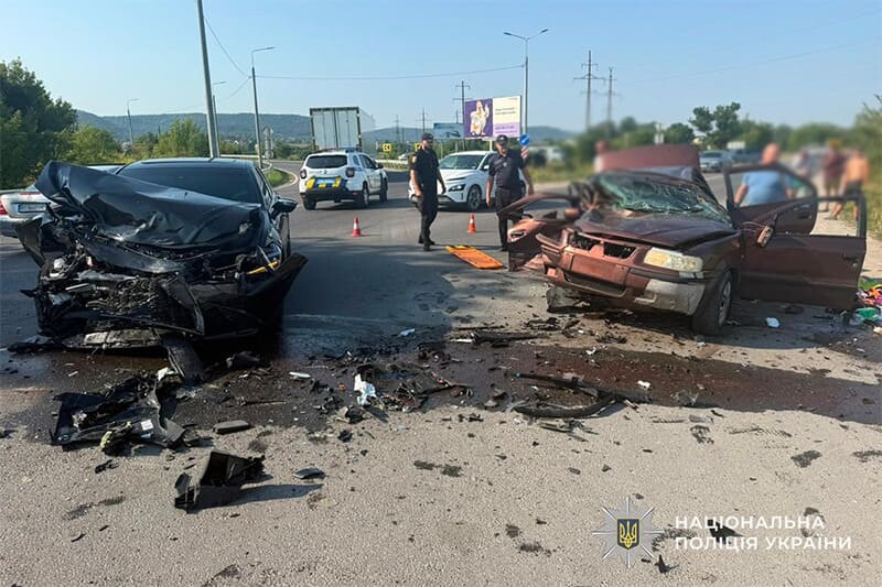 У Кременці внаслідок ДТП травмувалися шестеро людей