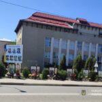 У Монастириськах розшукали трьох дівчат, які поблизу Алеї Героїв влаштували танці під російську музику