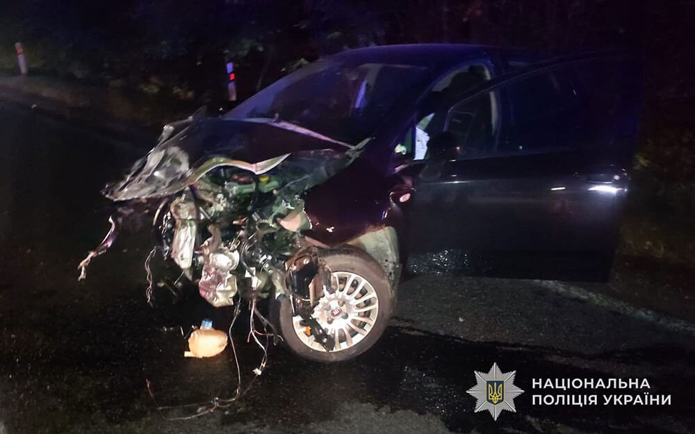 На Зборівщині внаслідок ДТП травмувалася пасажирка легкового авто