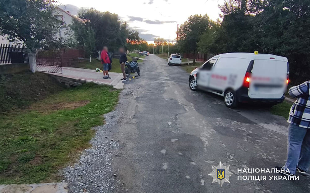 У Копичинцях 14-річний водій мотоцикла під час обгону зіткнувся з легковим авто