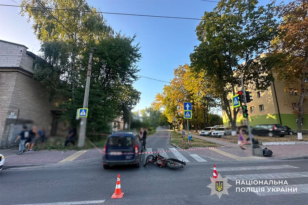 У Тернополі водій “Дачії” збив мотоцикліста