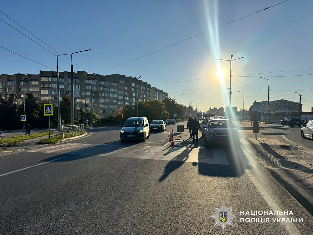 У Тернополі сталася аварія за участі трьох автомобілів