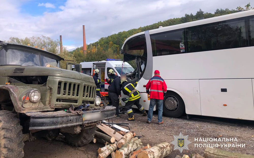 дтп автобус вантажівка