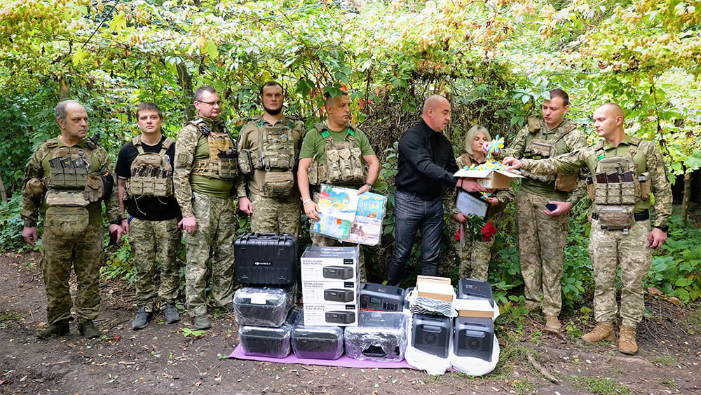 У День захисників і захисниць Сергій Надал привітав воїнів 44-ї бригади на фронті