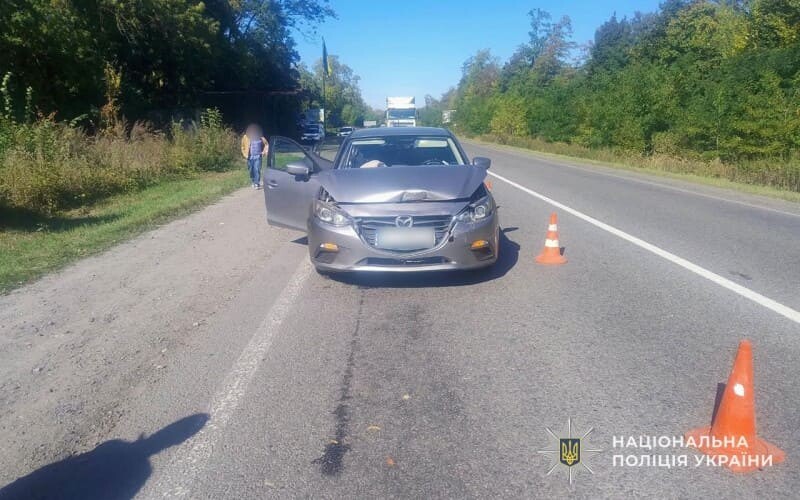 На трасі Тернопіль – Львів внаслідок ДТП травмувалася водійка “Мазди”