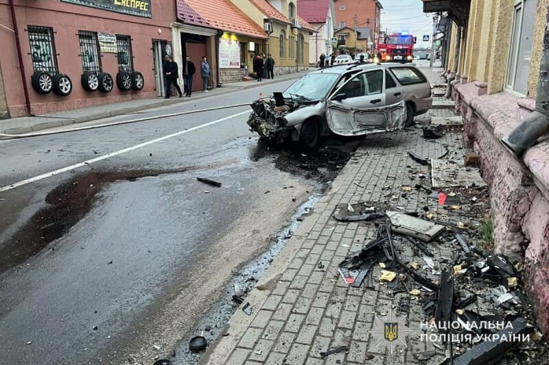 У Заліщиках внаслідок ДТП травмувалися троє людей